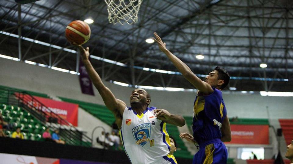 Power%20Forward%20Satya%20Wacana%20Yoppi%20France%20Giay.